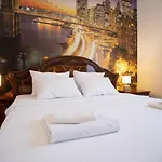 City Apartments Daire Trebin