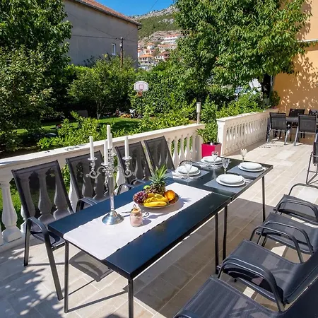 Lägenhet City Apartments *